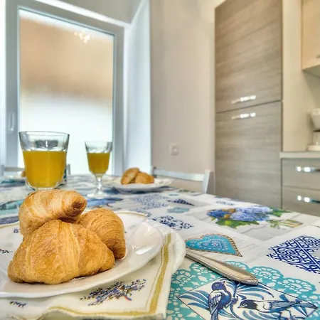 Boutique Mediteran Πόρετς